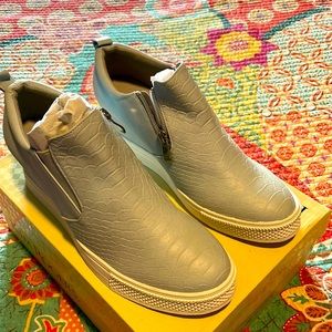 Boutique tennis shoes